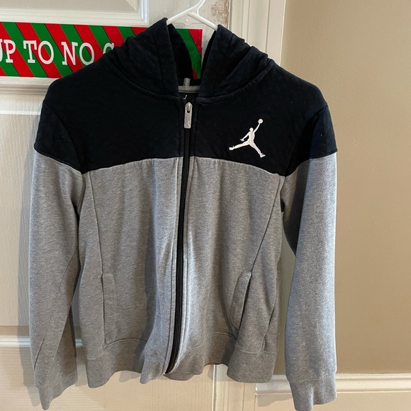 Jordan Other - Youth Jordan black and gray hoodie full zip